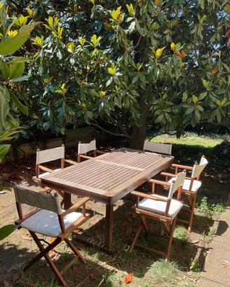 Tavolo di TEAK UNOPIU’ con 8 Poltroncine Ginger