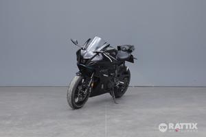 YAMAHA YZF R7 690