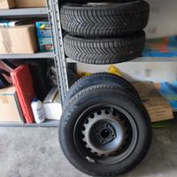 Ruota e pneumatici usati pochissimo
