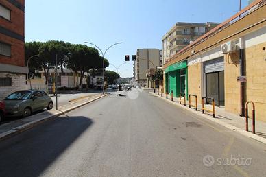 NEGOZIO A BRINDISI