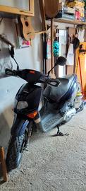 Scooter Aprilia rally