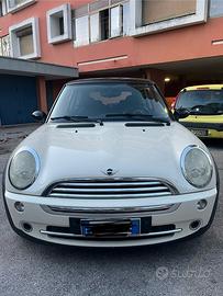 MINI COOPER 1.6