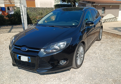 Ford Focus SW TITANIUM 1.6 Diesel 2012 permuta