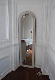 Specchio a figura intera