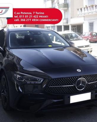 Mercedes-Benz CLA Mercedes-BenzCLA 200 d AMG...