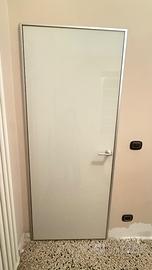 Porta Rimadesio in vetro e alluminio