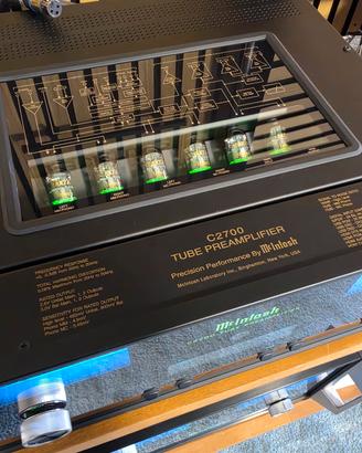 preamplificatore mcintosh c2700