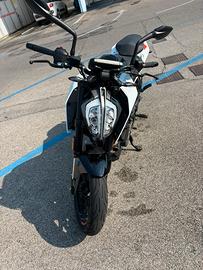 ktm 390 Duke