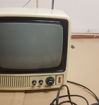 Televisore MIVAR B/N