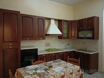 Cucina in arte povera.