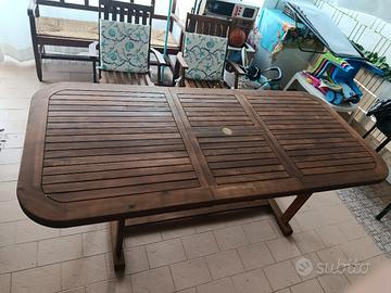 tavolo  e sedie da giardino legno di alta qualità 