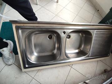 lavandino cucina in acciaio 