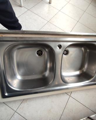 lavandino cucina in acciaio 
