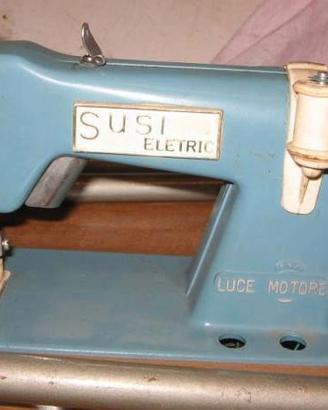 Macchina da cucire giocattolo Susi anni 60