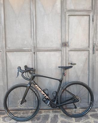 Giant revolt advanced 3 2022 carbon (tg. L)
