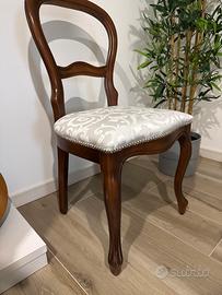 Sedia classica in legno con seduta imbottita