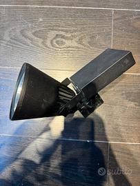 Impianto luci negozio, faretti e binari