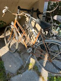 Due biciclette da sistemare