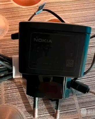 CARICABATTERIE “ NOKIA “