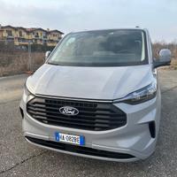 Ford Transit Custom Combi Titanium 2.0 ecoblue