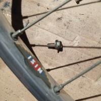 Vari componenti bici chiedere per prezzi 