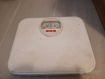 Bilancia pesa persone