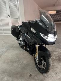 BMW R1250RT colore Triple Black