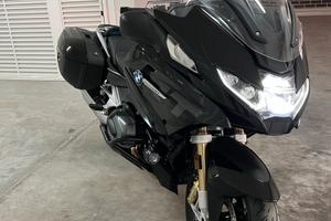 BMW R1250RT colore Triple Black