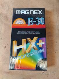 VHS Magnet Pro E 30 HX + Professional 