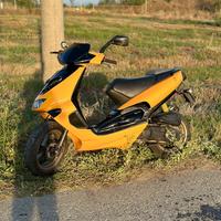 Aprilia sr 50 di tech