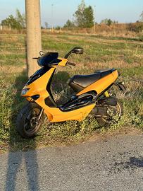 Aprilia sr 50 di tech