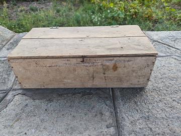 Antico bauletto cassetta 