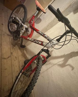 Mountain Bike Frejus FM624 – 26” – ammortizzata