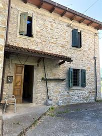 Casa Singola a Montecreto