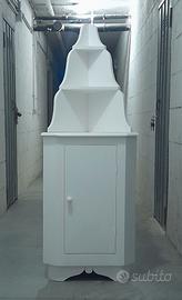 Angoliera bianca stile shaby chic