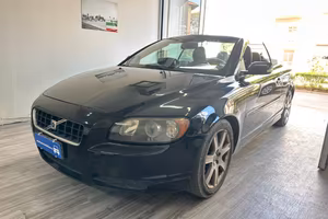Volvo C70 Coupe 2.4 d5 Summum auto