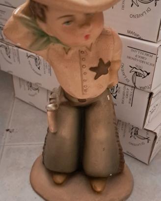 statuetta antica in ceramica