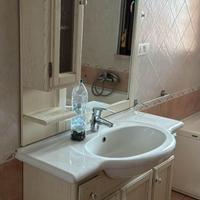 Bagno - lavabo con mobiletto