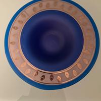 Piatto in vetro opalino blu Robert Design