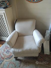 poltrona vintage bianco panna 
