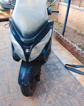 Burgman 400 k9 motore e varie