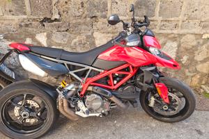 ducati hypermotard 