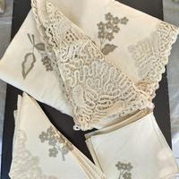 TOVAGLIA LINO PIZZO CANTU' CON RICAMI ANNI 50