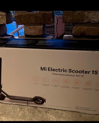 Monopattino Elettrico Xiaomi 1S. Mai aperto