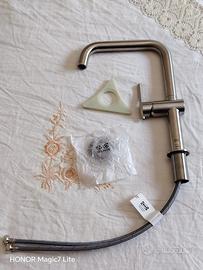 RUBINETTO MISCELATORE PER CUCINA