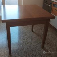 Tavolo allungabile Veneta Cucine 90x90