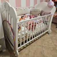 Cameretta completa come nuova, mai usata.