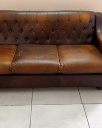 divano letto in pelle 