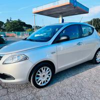 Lancia Ypsilon 1.2 69 CV 5 porte Gold