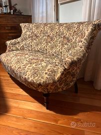 Divanetto vintage imbottito a 2 posti